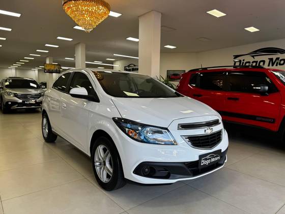 CHEVROLET ONIX 1.4 MPFI LT 8V FLEX 4P MANUAL
